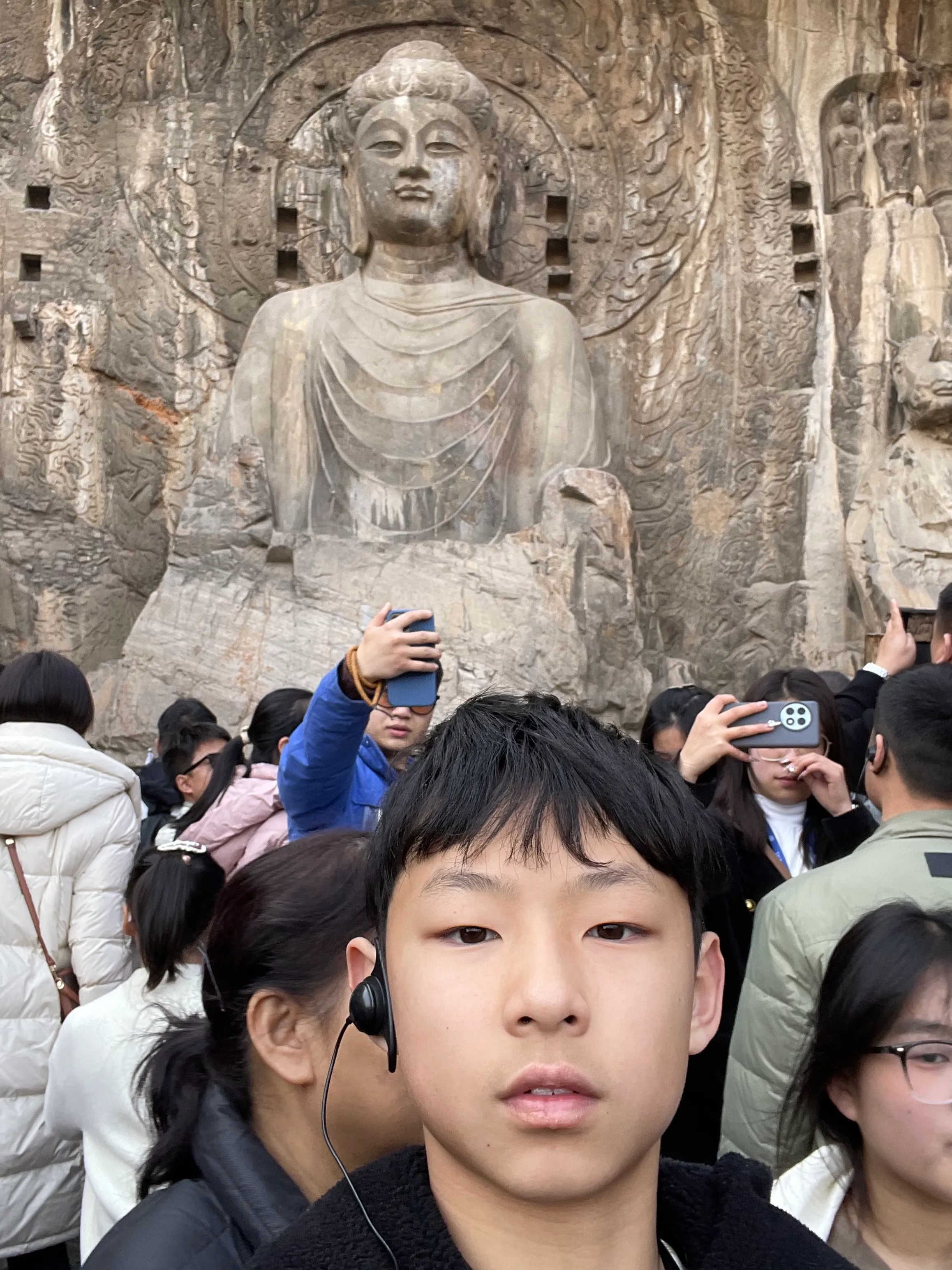 Longmen Grottoes in Luoyang